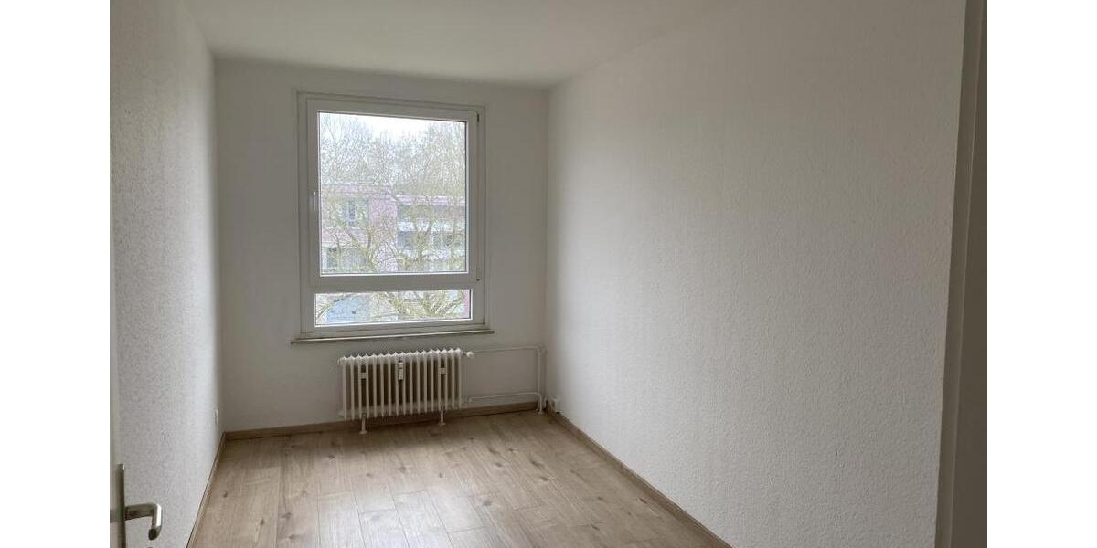 Etagenwohnung Monheim am Rhein - 3.5 Zimmer, 74 m&sup2;, 889&euro; | Angebot:25255754