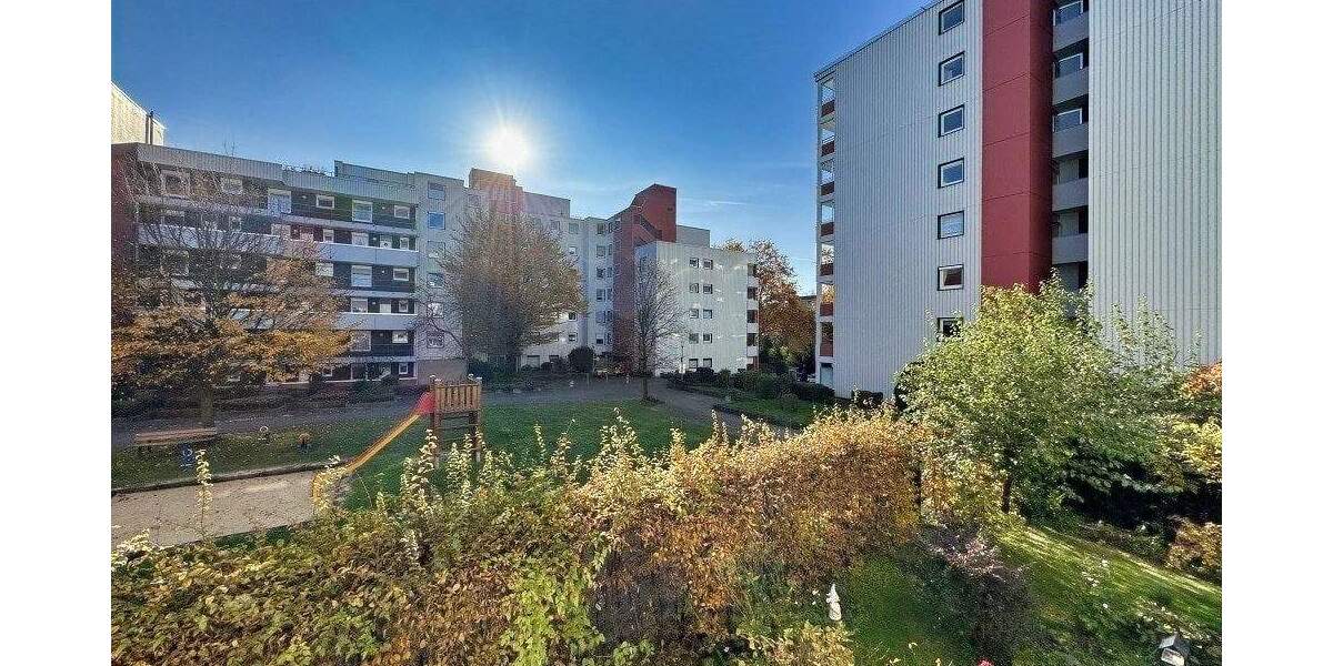 Etagenwohnung Köln Weiden - 2 Zimmer, 62 m&sup2;, 200.000&euro; | Angebot:25685852