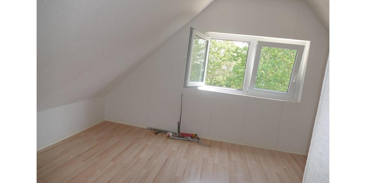 Etagenwohnung Swisttal - 3 Zimmer, 80 m&sup2;, 850&euro; | Angebot:25580153