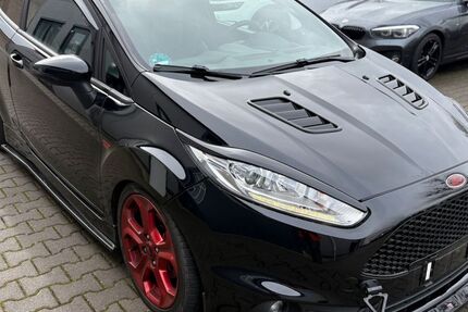 Ford Fiesta 108.830 km 10.950 &euro; Bornheim 53332