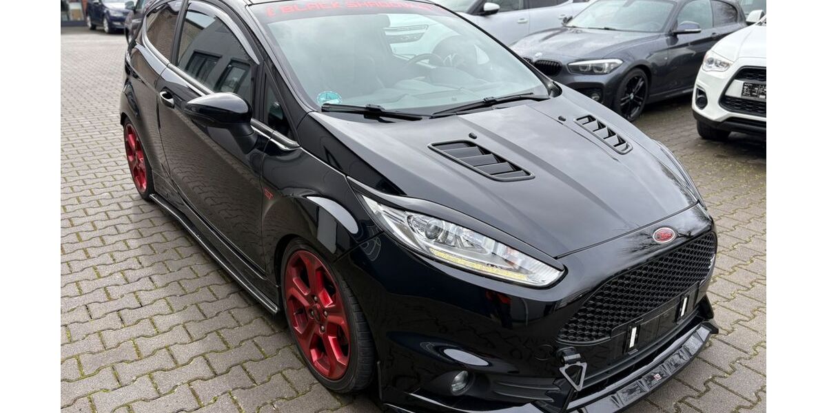 Ford Fiesta 108.830 km 10.950 &euro; Bornheim 53332