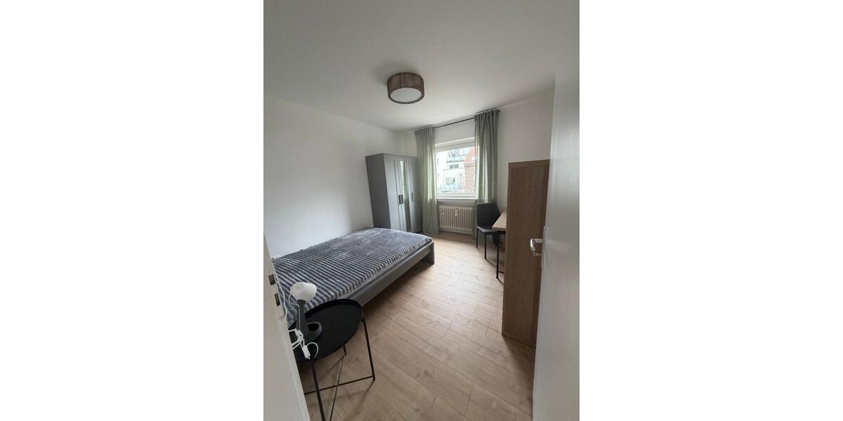 Etagenwohnung Köln Kalk - 2 Zimmer, 20 m&sup2;, 470&euro; | Angebot:25933978