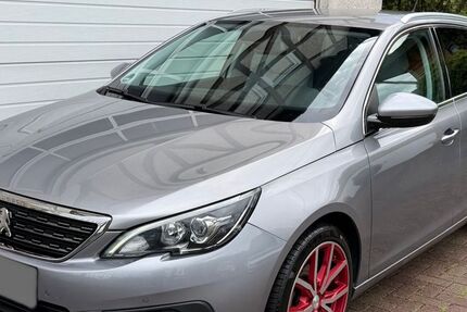 Peugeot 308 86.430 km 9.490 &euro; Nideggen 52385