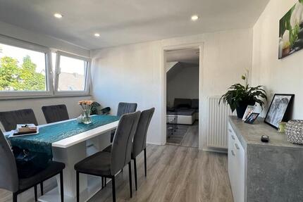 Wohnung Düren Distelrath - 2.5 Zimmer, 80 m&sup2;, 800&euro; | Angebot:25871353