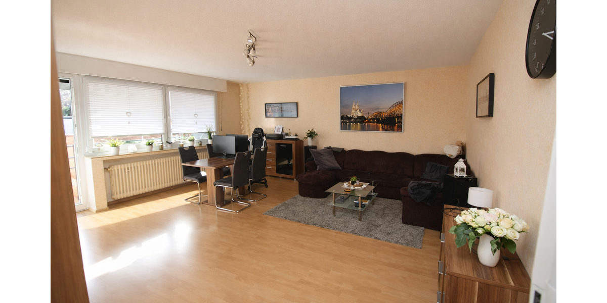 Mit 3D: Mehrfamilienhaus 4 Einheiten (2 Wg. frei) + 4 Garagen – Potenzial bis ca. 40.000 EUR p.a. - Mehrfamilienhaus, Wohnhaus Brühl | Angebot:26001821