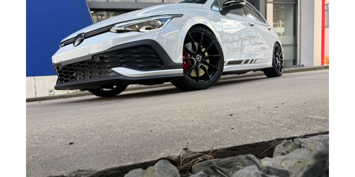 VW Golf 1.650 km 37.900 &euro; Köln 50939