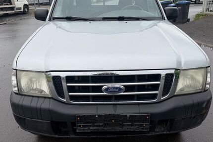 Ford Ranger 180.000 km 5.950 &euro; Köln/Poll 51105