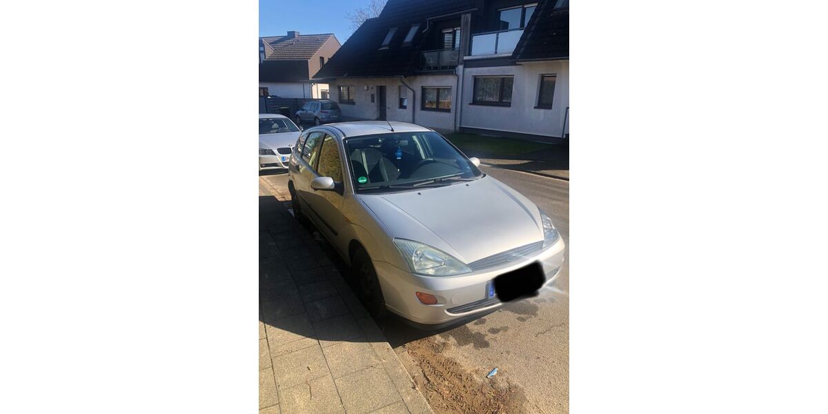 Ford Focus 121.000 km 2.000 &euro; Düren 52351
