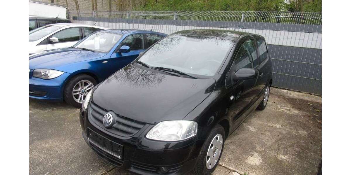 VW Fox 122.000 km 2.990 &euro; Leverkusen 51371