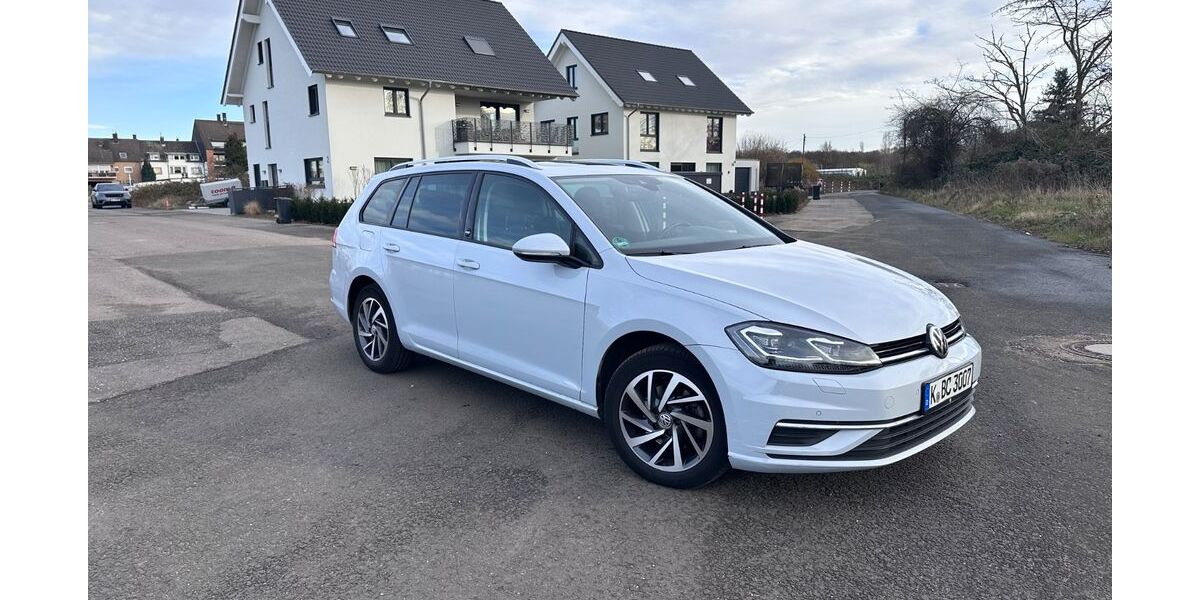 VW Golf 118.800 km 14.100 &euro; Köln 51105