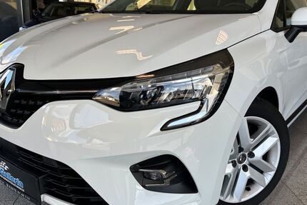 Renault Clio 76.000 km 12.499 &euro; Golzheim 52399