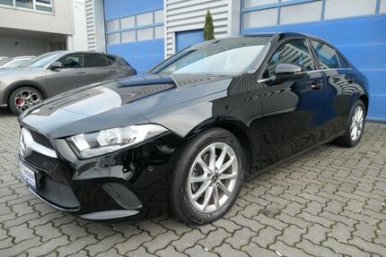 Mercedes-Benz A 200 139.364 km 18.950 &euro; Monheim 40789