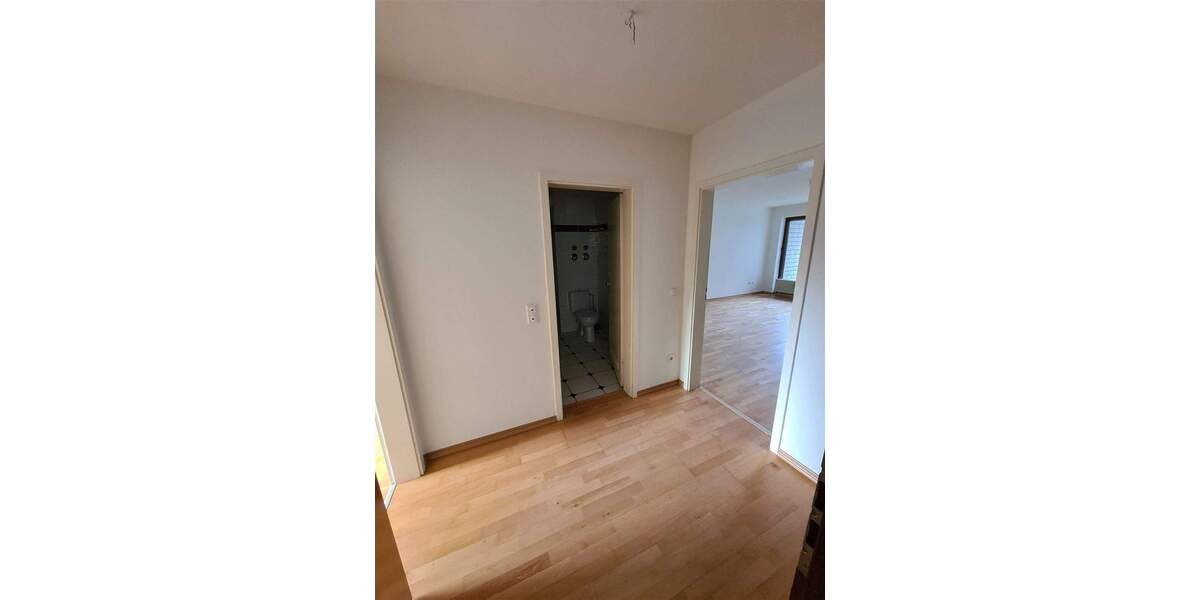 Etagenwohnung Hürth Efferen - 3 Zimmer, 109 m&sup2;, 1.200&euro; | Angebot:25705864