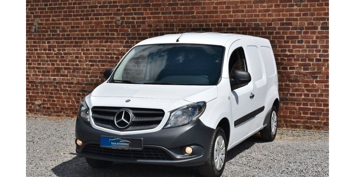 Mercedes-Benz Citan 64.000 km 10.890 &euro; Düren 52351