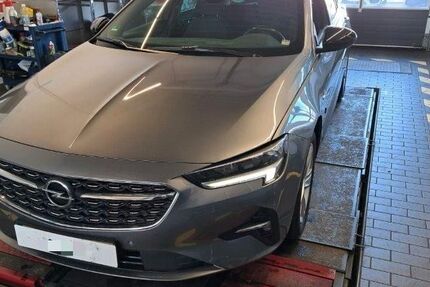 Opel Insignia 114.000 km 12.850 &euro; Köln 51067