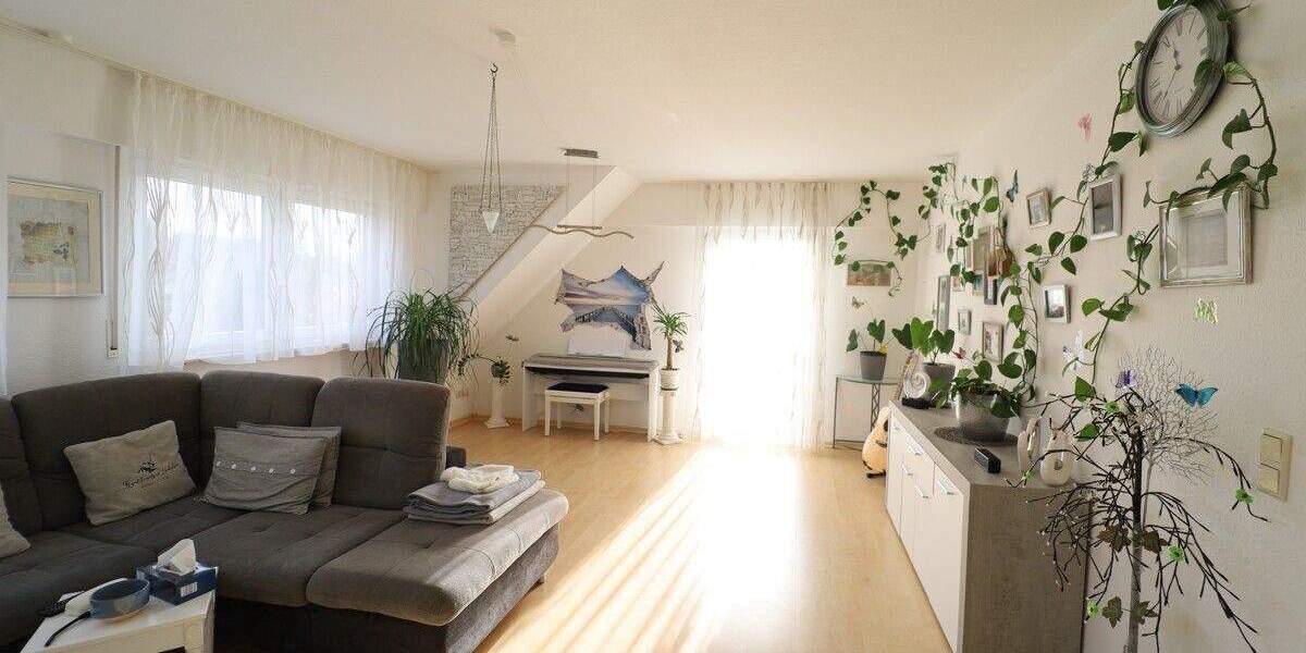 Mehrfamilienhaus, Wohnhaus Swisttal Heimerzheim - 6 Zimmer, 211 m&sup2;, 398.000&euro; | Angebot:25772205