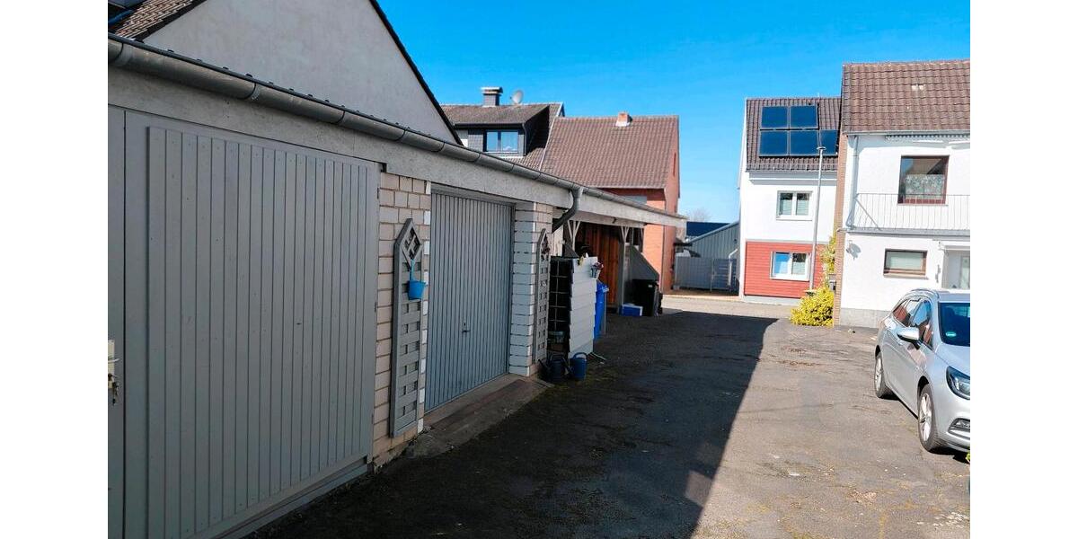 Mehrfamilienhaus, Wohnhaus Erftstadt - 10 Zimmer, 258 m&sup2;, 550.000&euro; | Angebot:25753227