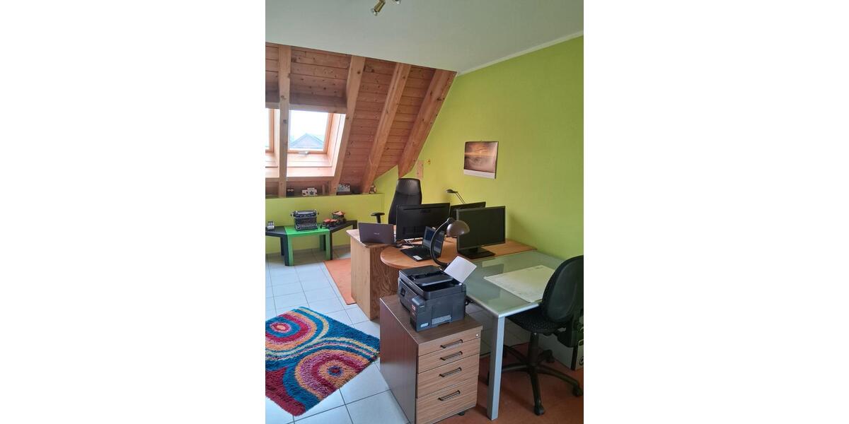 Dachgeschoßwohnung Nörvenich - 3 Zimmer, 140 m&sup2;, 286.000&euro; | Angebot:26035214