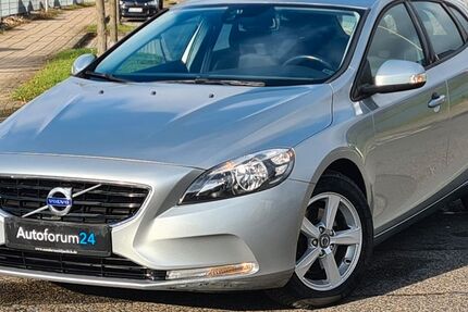 Volvo V40 40.000 km 11.399 &euro; Jülich 52428