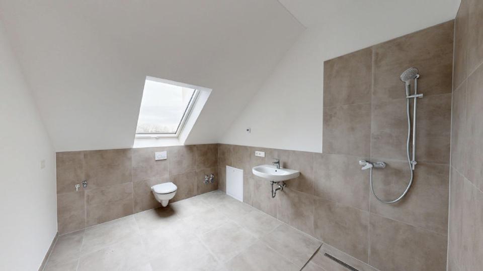 Etagenwohnung Euskirchen Dom-Esch - 2 Zimmer, 89 m&sup2;, 1.340&euro; | Angebot:24429814