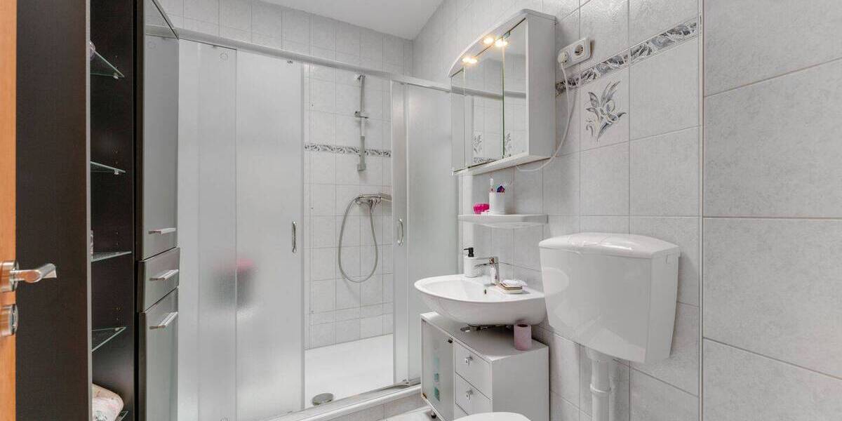 Einfamilienhaus Bornheim Brenig - 6 Zimmer, 116 m&sup2;, 399.000&euro; | Angebot:25938941