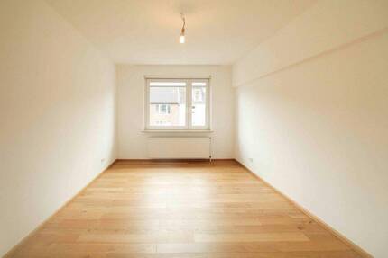 Wohnung Düsseldorf Bilk - 3 Zimmer, 77 m&sup2;, 369.000&euro; | Angebot:25986022