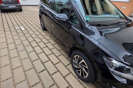 VW Touran 115.800 km 15.900 &euro; Düren 52349