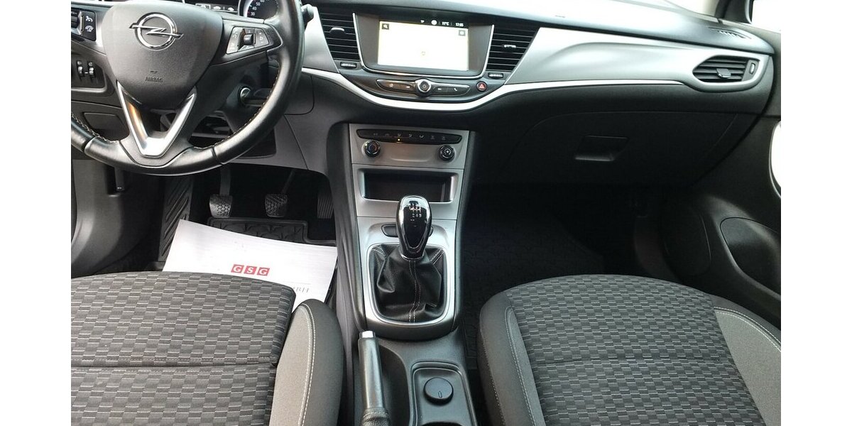 Opel Astra SPORTS TOURER NAVI KLIMA BLUETOOTH ALLWETTER 128.955 km 9.998 &euro; Köln 50858