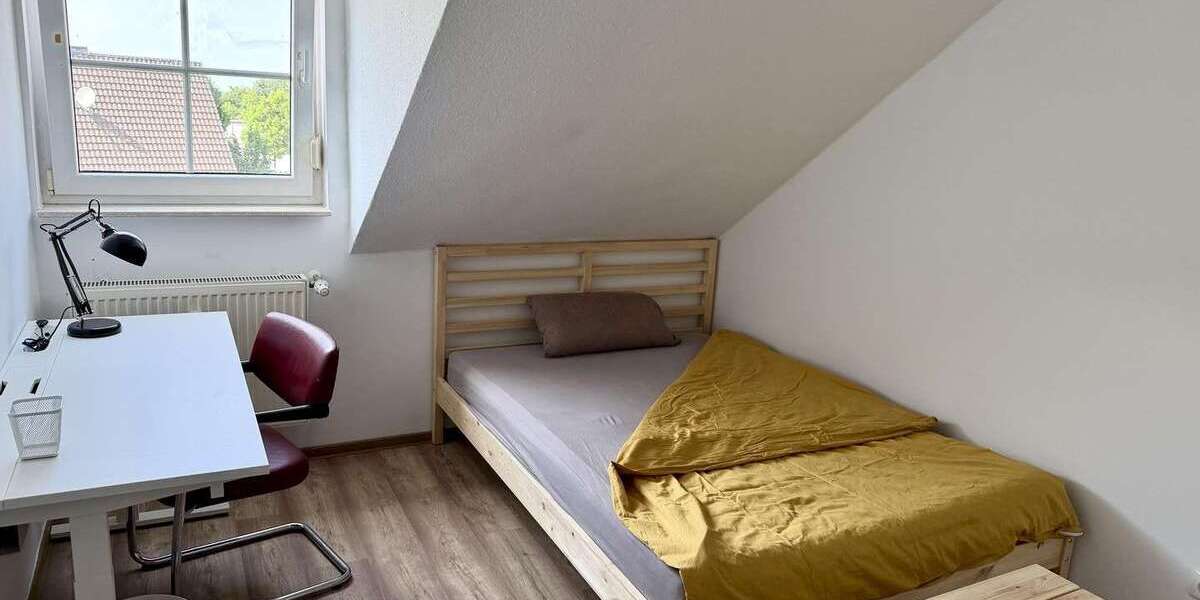 Etagenwohnung Euskirchen Dom-Esch - 6 Zimmer, 93 m&sup2;, 329&euro; | Angebot:27310385