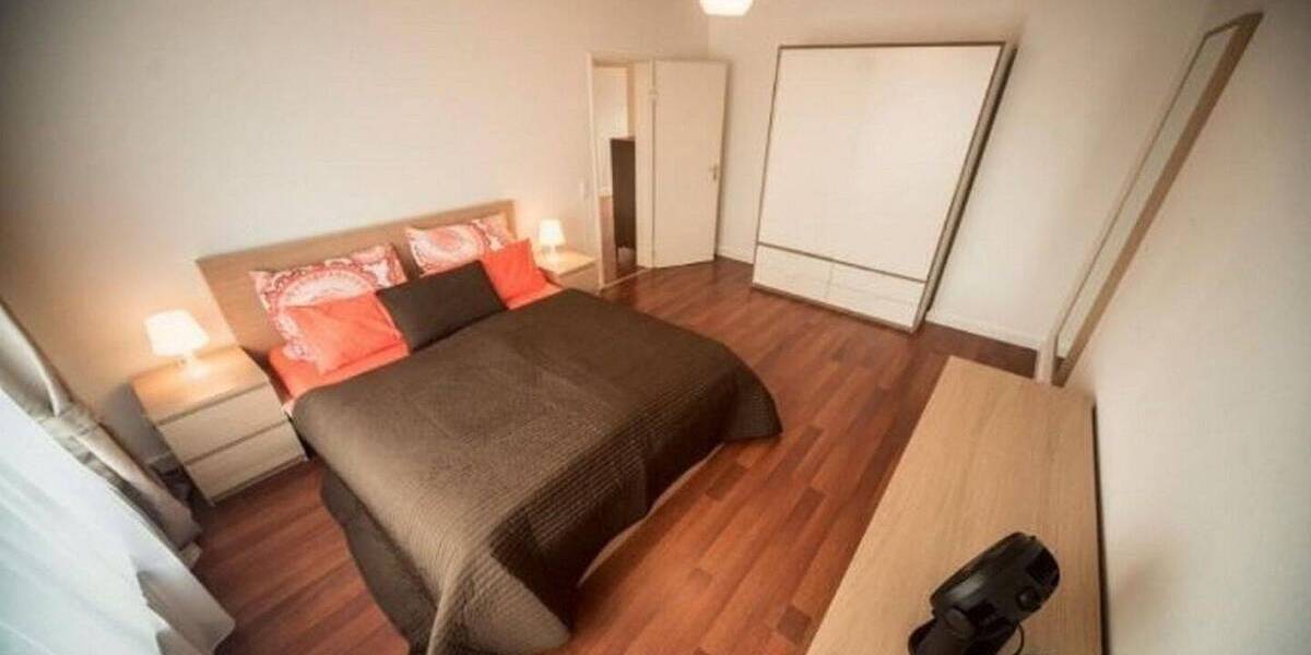 Etagenwohnung Köln Neustadt-Nord - 2 Zimmer, 80 m&sup2;, 1.120&euro; | Angebot:25938458