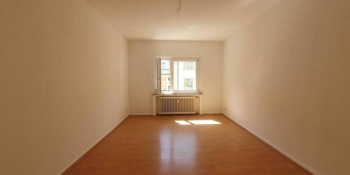 Etagenwohnung Köln-Mülheim Mülheim - 3 Zimmer, 94 m&sup2;, 1.285&euro; | Angebot:26797782