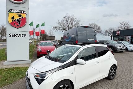 Toyota Aygo (X) 39.200 km 12.790 &euro; Grevenbroich 41515