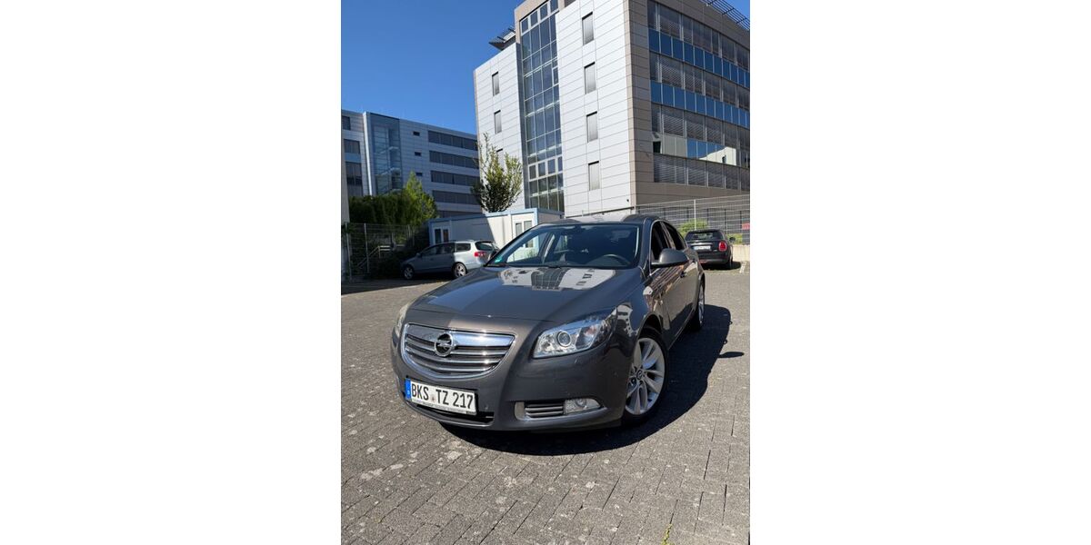 Opel Insignia 206.000 km 4.000 &euro; Düren 52351