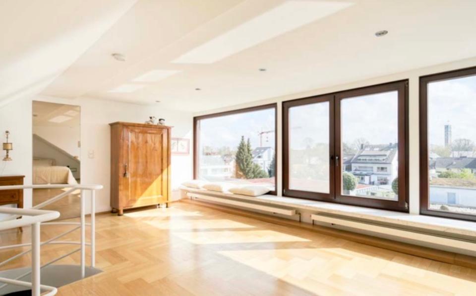 Maisonettenwohnung Köln Mülheim - 2 Zimmer, 133 m&sup2;, 1.700&euro; | Angebot:25225223