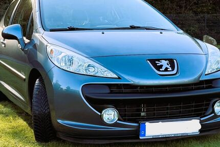 Peugeot 207 115.000 km 3.390 &euro; Köln 51147