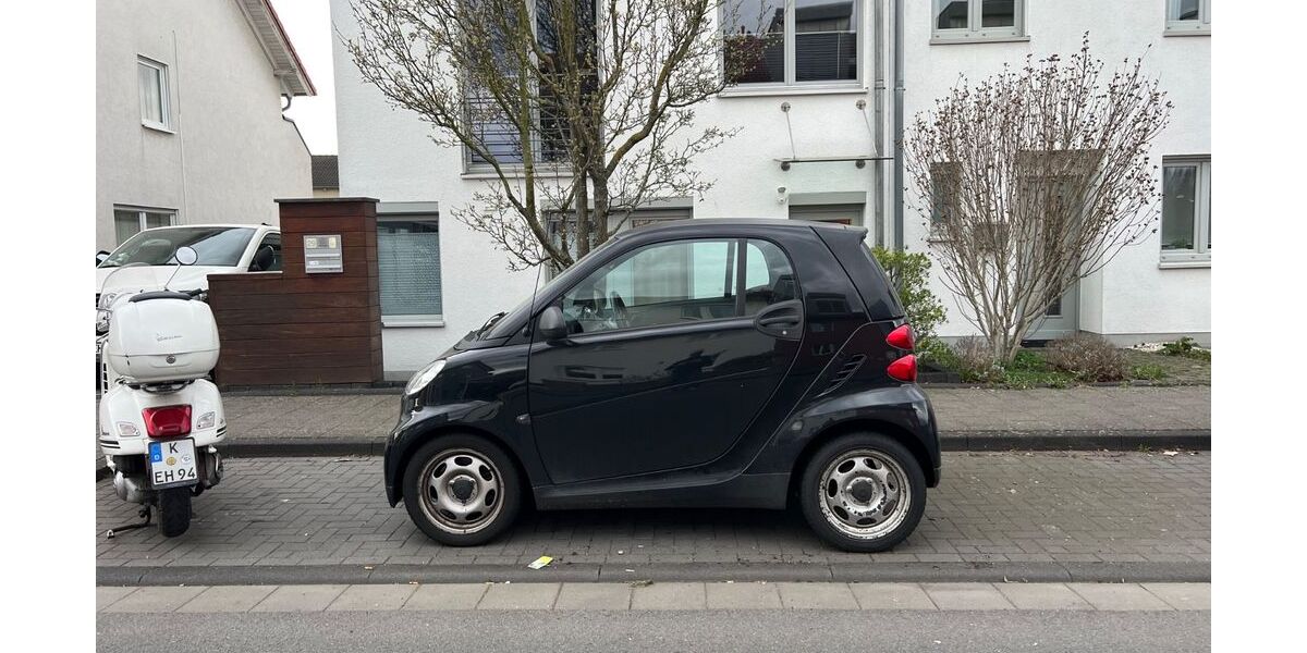 Smart ForTwo 35.078 km 7.200 &euro; Köln 50999