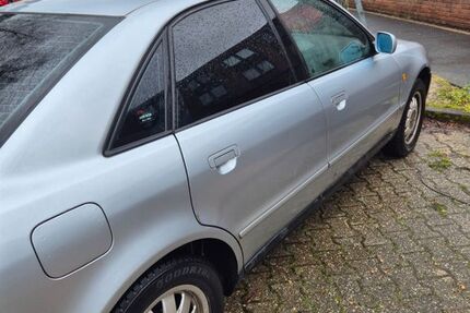 Audi A4 248.000 km 750 &euro; Köln 50171