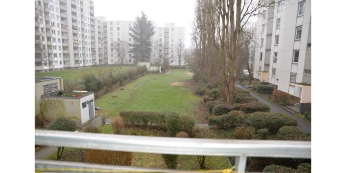 Etagenwohnung Köln Porz - 4 Zimmer, 90 m&sup2;, 1.380&euro; | Angebot:25433359