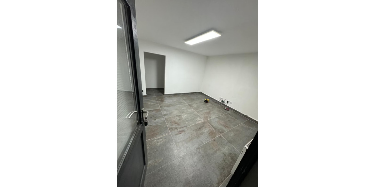 Gewerbeobjekt Köln Raderberg - 690&euro; | Angebot:25898361