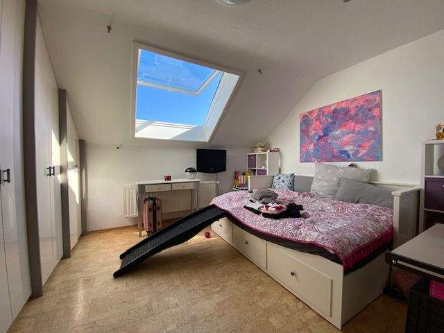 Etagenwohnung Grevenbroich Wevelinghoven - 3 Zimmer, 82 m&sup2;, 249.000&euro; | Angebot:25799442