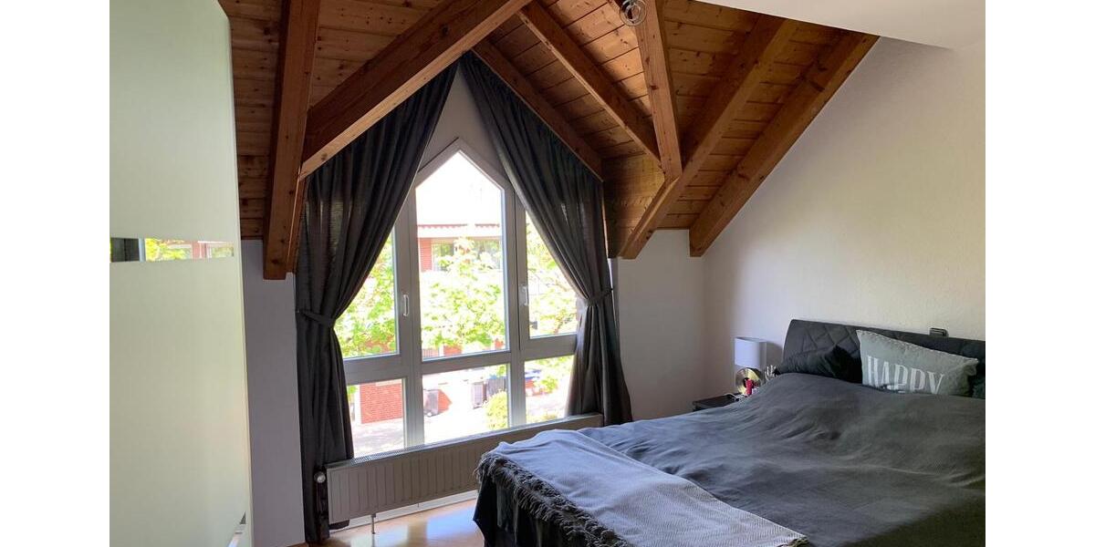 Maisonettenwohnung Grevenbroich - 4 Zimmer, 100 m&sup2;, 1.400&euro; | Angebot:25649468