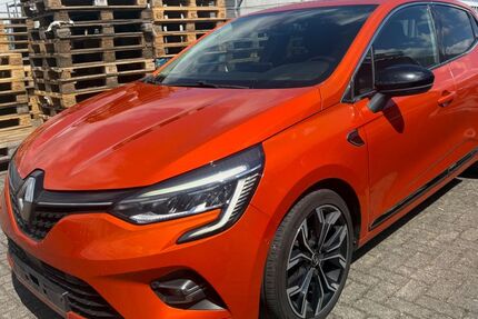 Renault Clio 147.000 km 7.999 &euro; Euskirchen 53879