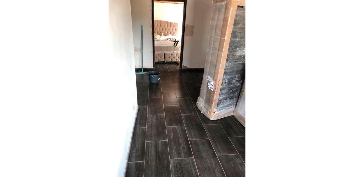 Dachgeschoßwohnung Düren - 5 Zimmer, 90 m&sup2;, 160.000&euro; | Angebot:25576402