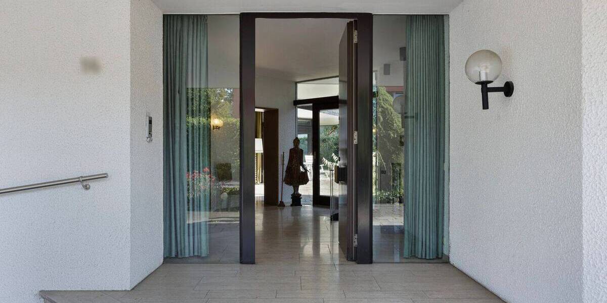 Bungalow Köln Hahnwald - 5 Zimmer, 219 m&sup2;, 1.495.000&euro; | Angebot:25744888