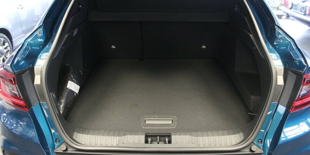 Renault Arkana TCe RS Line 160 EDC 31.223 km 22.980 &euro; Euskirchen 53881