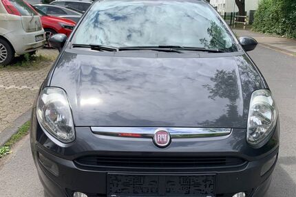 Fiat Punto 220.000 km 2.300 &euro; Köln Ostheim 51109