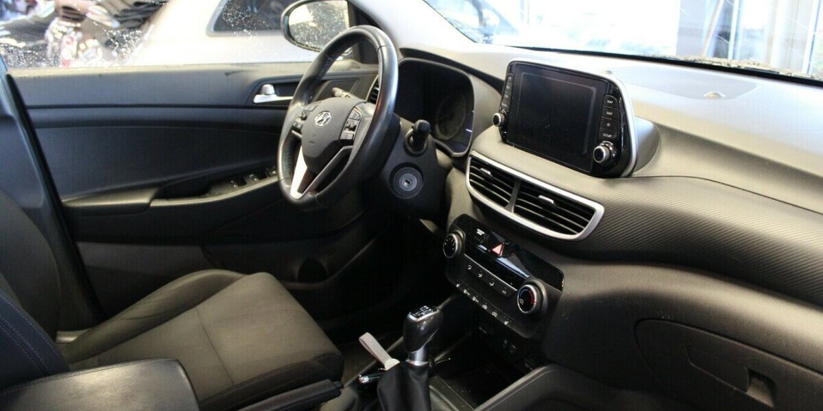 Hyundai Tucson 1.6 GDi 2WD Pure - AHK - 107.286 km 12.980 &euro; Euskirchen 53881