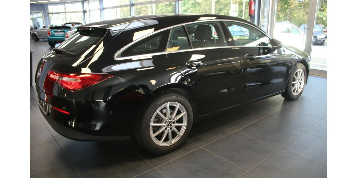 Mercedes-Benz CLA 180 Shooting Brake 7G-DCT Navi - BT. - Shz. 66.681 km 21.980 &euro; Euskirchen 53881
