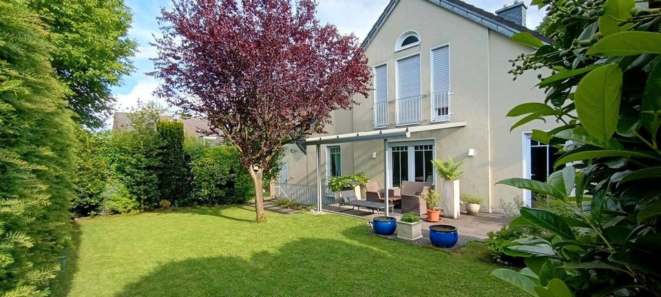 Einfamilienhaus Pulheim - 5 Zimmer, 215 m&sup2;, 989.000&euro; | Angebot:15410537