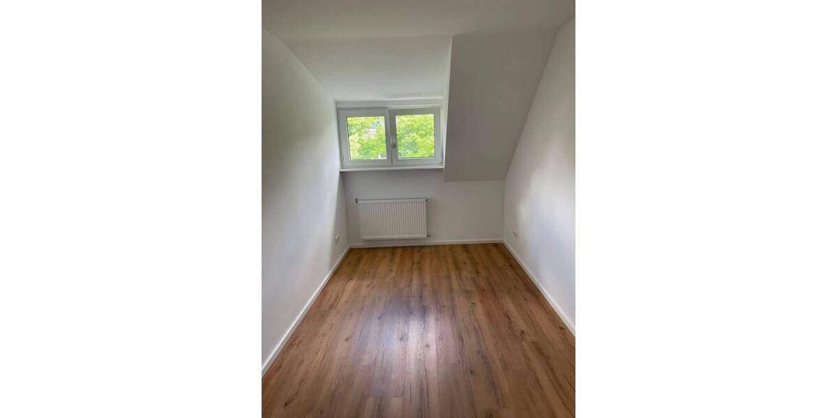 Etagenwohnung Köln Lindenthal - 5 Zimmer, 130 m&sup2;, 2.050&euro; | Angebot:26851493